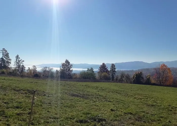 Vakantiehuis Sumska Carolija *